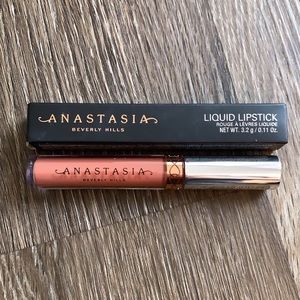 Anastasia Beverly Hills liquid lipstick in Ashton